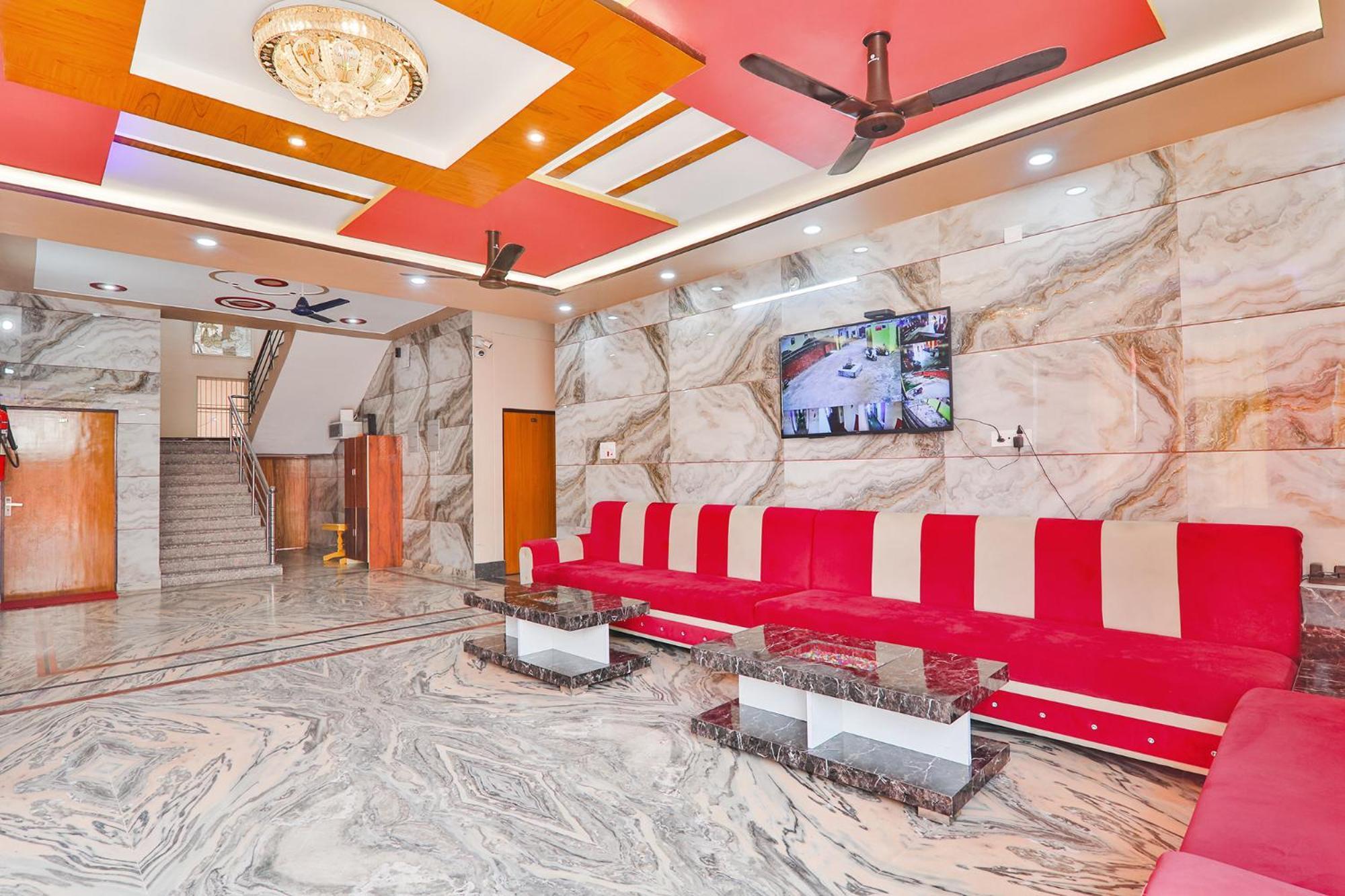 Fabhotel Shree Venkatesh Nileyam Ayodhya Eksteriør billede