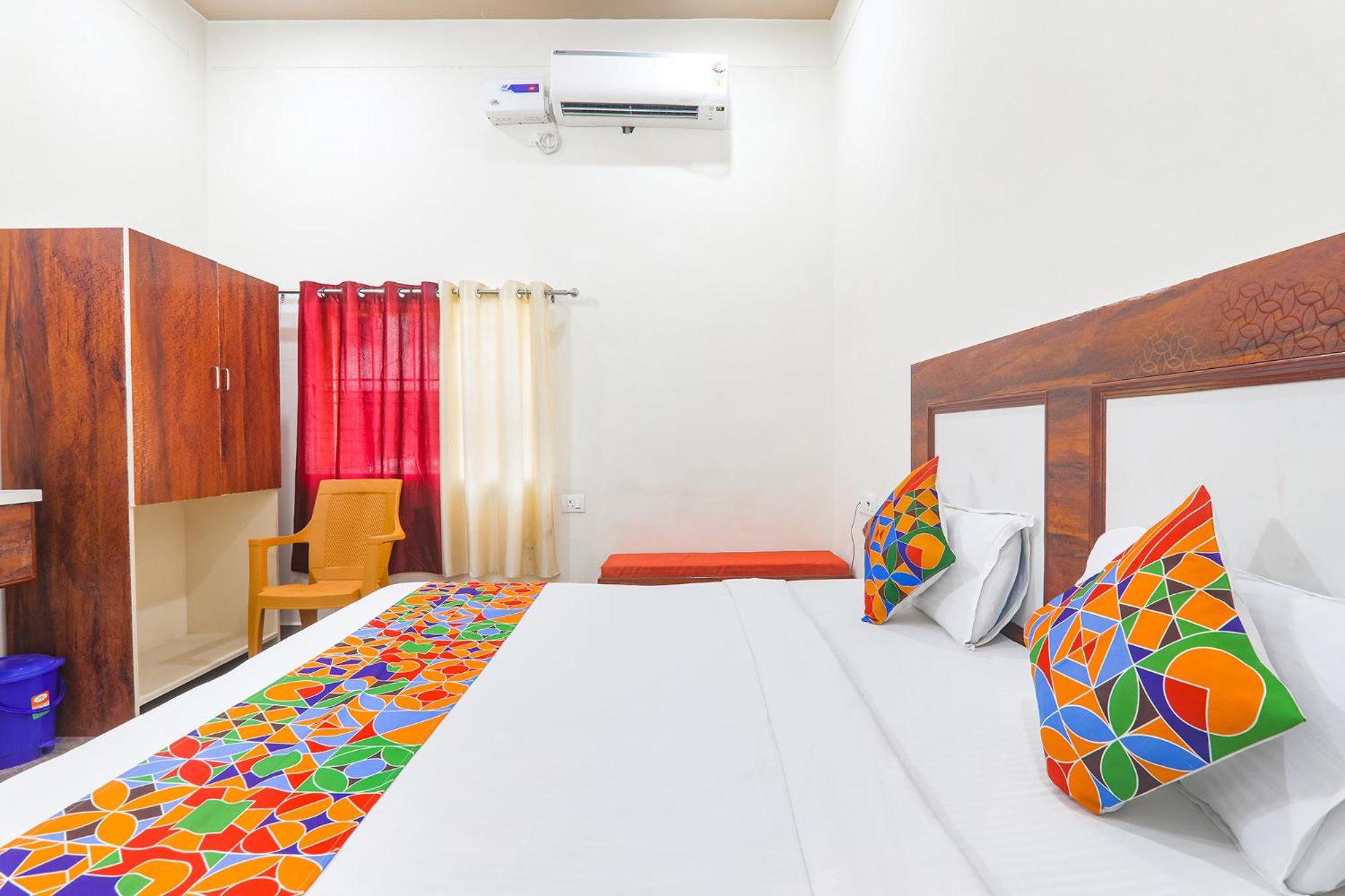 Fabhotel Shree Venkatesh Nileyam Ayodhya Eksteriør billede